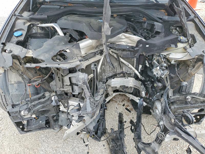 52945586 :رقم المزاد ، 5UXTR9C5XJLD64278 vin ، 2018 Bmw X3 مزاد بيع