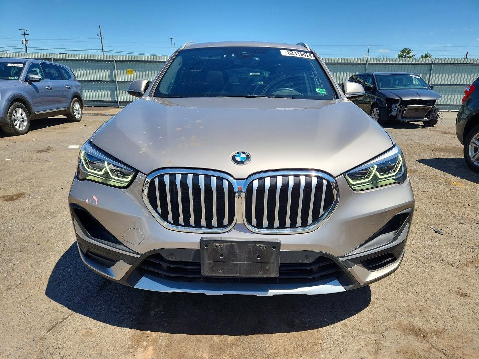 52319026 :رقم المزاد ، WBXJG9C09M5U32260 vin ، 2021 Bmw X1 مزاد بيع