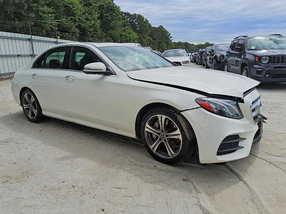 2020 Mercedes-benz E მანქანა იყიდება აუქციონზე, vin: WDDZF8EBXLA756454, აუქციონის ნომერი: 52709936