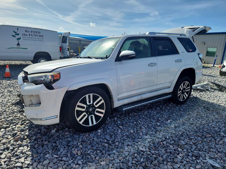 Продажа на аукционе авто 2015 Toyota 4runner, vin: JTEBU5JR5F5214531, номер лота: 52445396