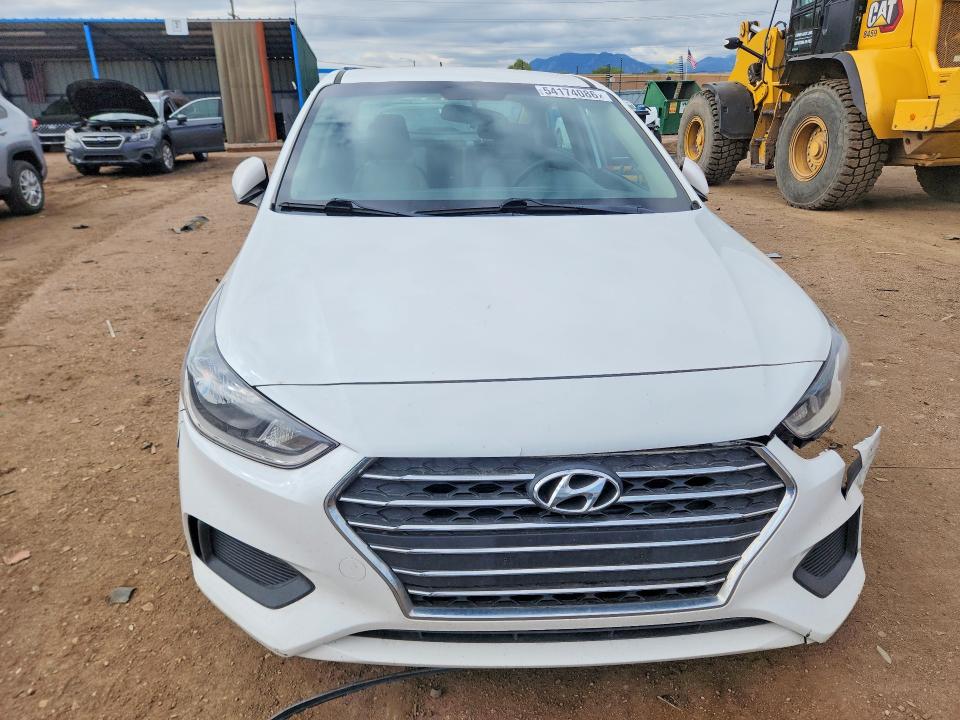 2021 Hyundai Accent მანქანა იყიდება აუქციონზე, vin: 3KPC24A61ME137768, აუქციონის ნომერი: 54174086