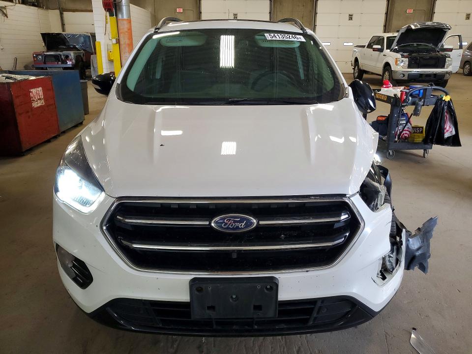 Продажа на аукционе авто 2019 Ford Escape, vin: 1FMCU9J96KUC13206, номер лота: 54135246