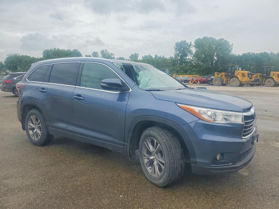 2015 Toyota Highlander მანქანა იყიდება აუქციონზე, vin: 5TDJKRFH1FS077031, აუქციონის ნომერი: 55139056