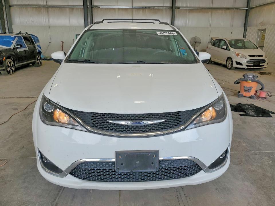 53708466 :رقم المزاد ، 2C4RC1BG5HR768380 vin ، 2017 Chrysler Pacifica مزاد بيع