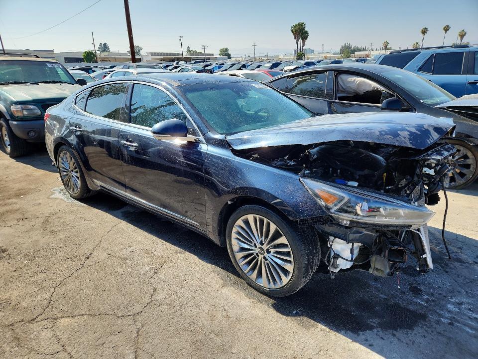 Продаж на аукціоні авто 2018 Kia Cadenza, vin: KNALC4J14J5104852, номер лоту: 50648916