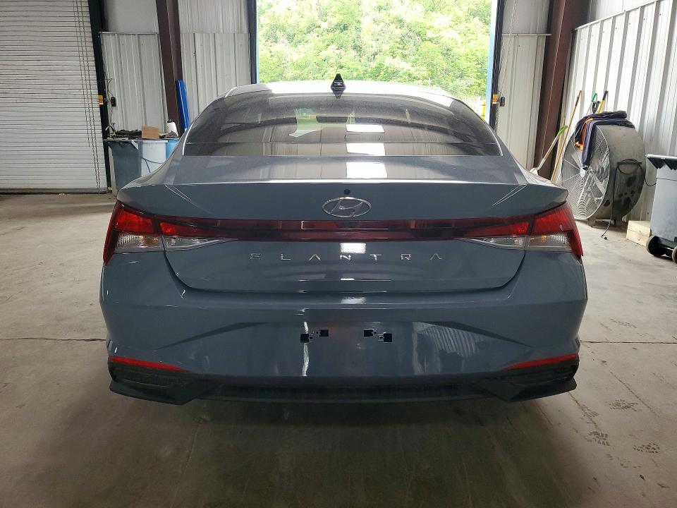 2022 Hyundai Elantra მანქანა იყიდება აუქციონზე, vin: KMHLM4AG9NU228126, აუქციონის ნომერი: 54125986