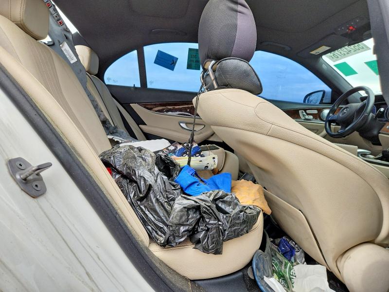 55242376 :رقم المزاد ، WDDZF4KB6HA052241 vin ، 2017 Mercedes-benz E مزاد بيع