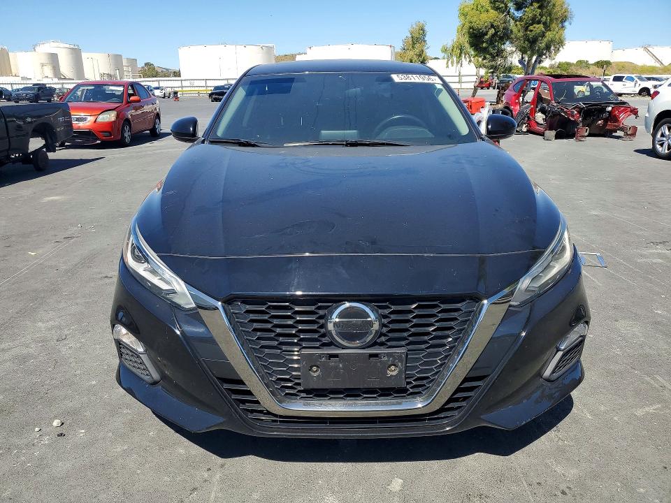 53811956 :رقم المزاد ، 1N4BL4CV1KC212881 vin ، 2019 Nissan Altima مزاد بيع