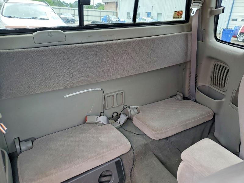 2003 Toyota Tacoma მანქანა იყიდება აუქციონზე, vin: 5TEWN72N63Z304242, აუქციონის ნომერი: 52182986