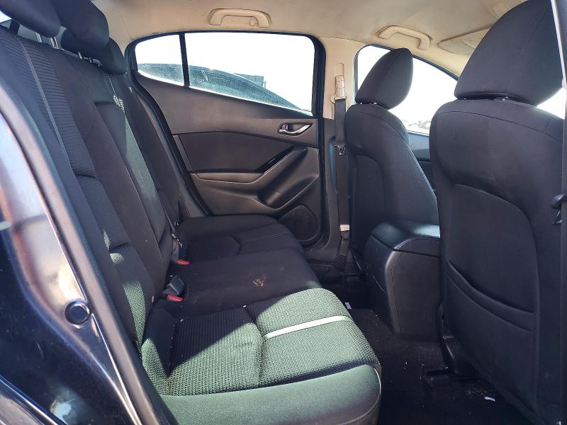52997236 :رقم المزاد ، JM1BN1V79J1188504 vin ، 2018 Mazda 3 مزاد بيع