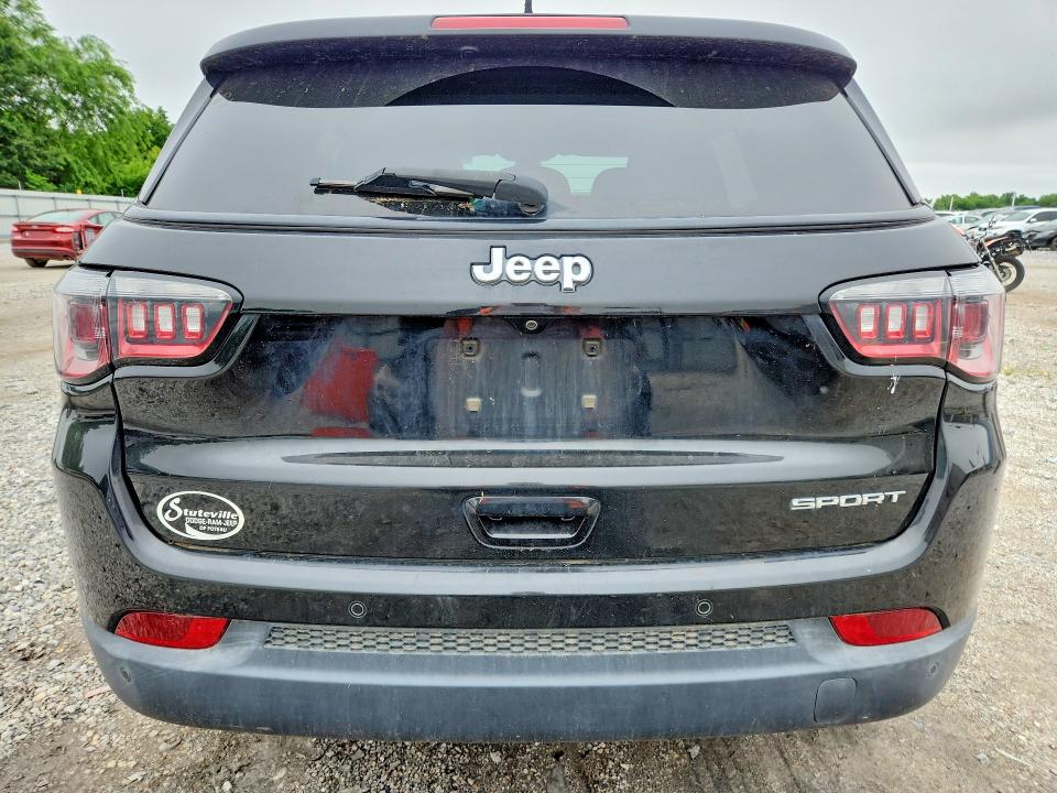 54258336 :رقم المزاد ، 3C4NJCAB3JT204185 vin ، 2018 Jeep Compass مزاد بيع