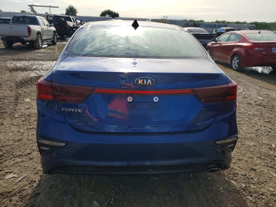 54410266 :رقم المزاد ، 3KPF24AD1ME370075 vin ، 2021 Kia Forte مزاد بيع