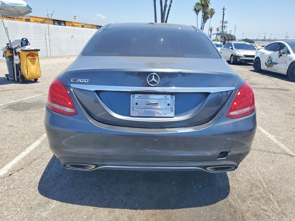 53849136 :رقم المزاد ، 55SWF4JB1FU054268 vin ، 2015 Mercedes-benz C مزاد بيع