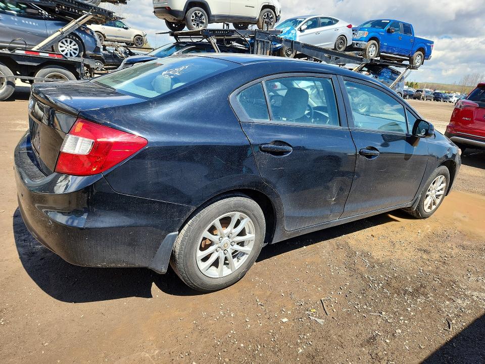 Продаж на аукціоні авто 2012 Honda Civic, vin: 2HGFB2F4XCH058810, номер лоту: 51693056