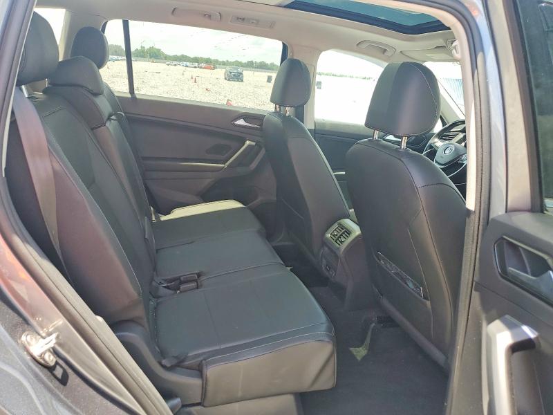 Продаж на аукціоні авто 2018 Volkswagen Tiguan, vin: 3VV3B7AX9JM023028, номер лоту: 53045336