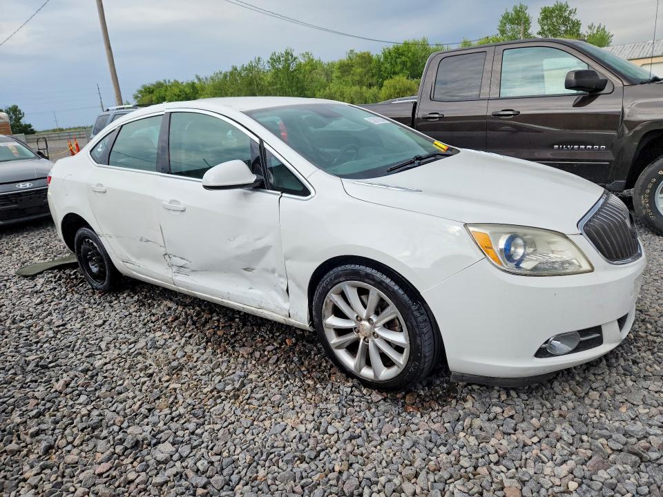 53018256 :رقم المزاد ، 1G4PR5SKXG4106583 vin ، 2016 Buick Verano مزاد بيع