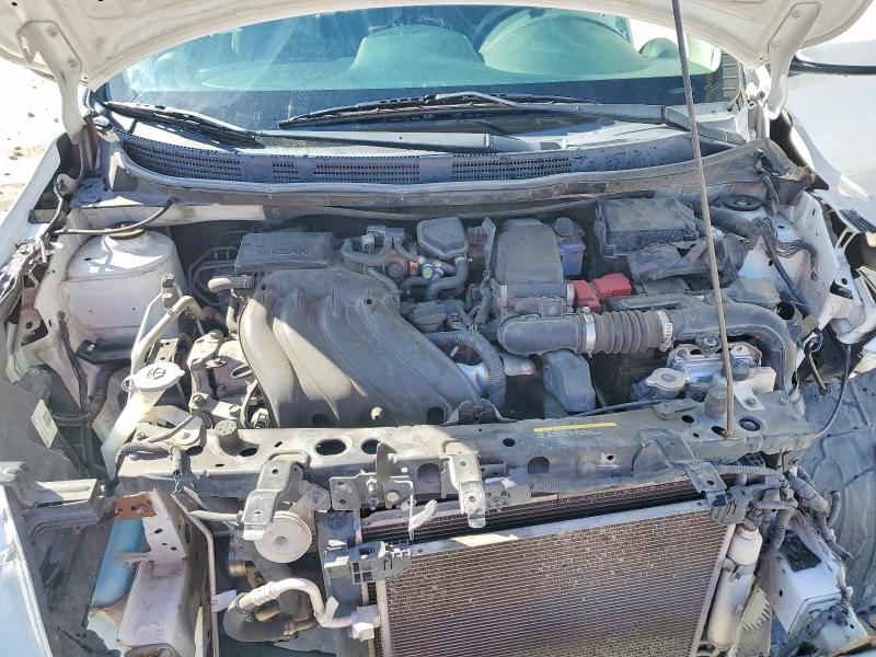 79121325 :رقم المزاد ، 3N1CN7AP5JL810413 vin ، 2018 Nissan Versa مزاد بيع