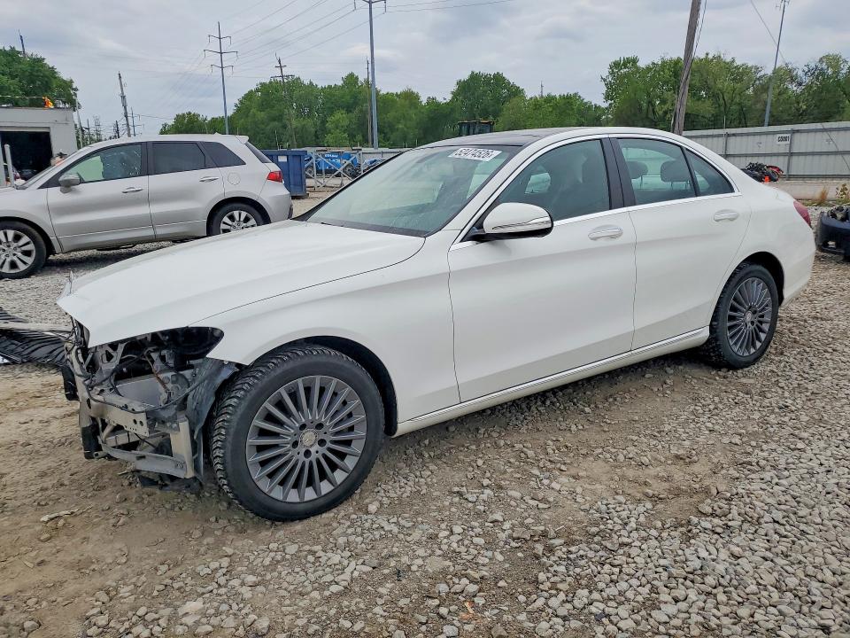 Продажа на аукционе авто 2015 Mercedes-benz C, vin: 55SWF4KBXFU023907, номер лота: 52474526