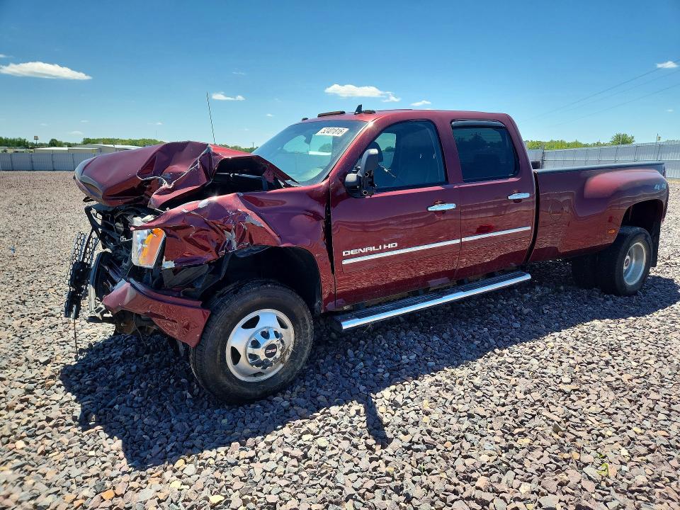 52401816 :رقم المزاد ، 1GT426C80DF166070 vin ، 2013 Gmc Sierra مزاد بيع