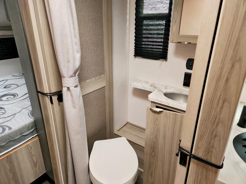 Продаж на аукціоні авто 2024 Foresriver Salem Fsx, vin: 5ZT2SMFC0RG074985, номер лоту: 54653716