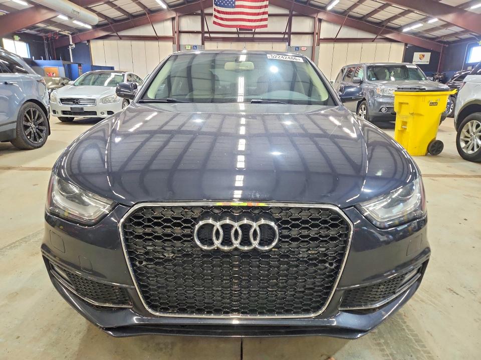 2015 Audi A4 მანქანა იყიდება აუქციონზე, vin: WAUFFAFL8FN037726, აუქციონის ნომერი: 52242486