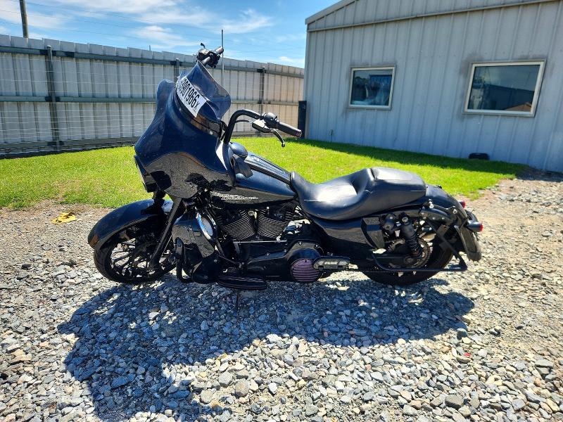 2013 Harley-davidson Flhx მანქანა იყიდება აუქციონზე, vin: 1HD1KBM1XDB652761, აუქციონის ნომერი: 53901966