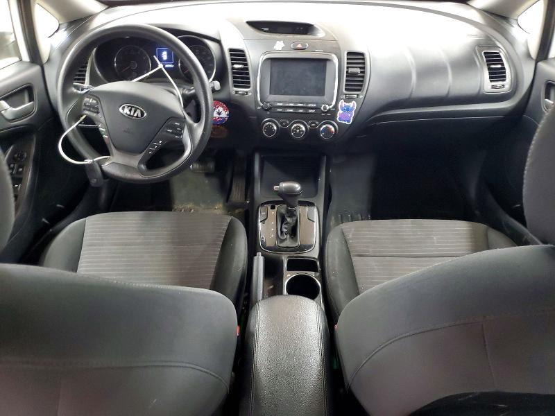 53708826 :رقم المزاد ، 3KPFL4A76JE219249 vin ، 2018 Kia Forte مزاد بيع