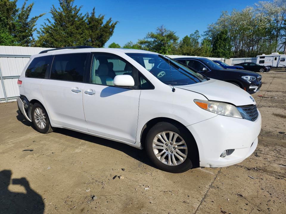 Продаж на аукціоні авто 2014 Toyota Sienna L, vin: 5TDYK3DC3ES500984, номер лоту: 53037866