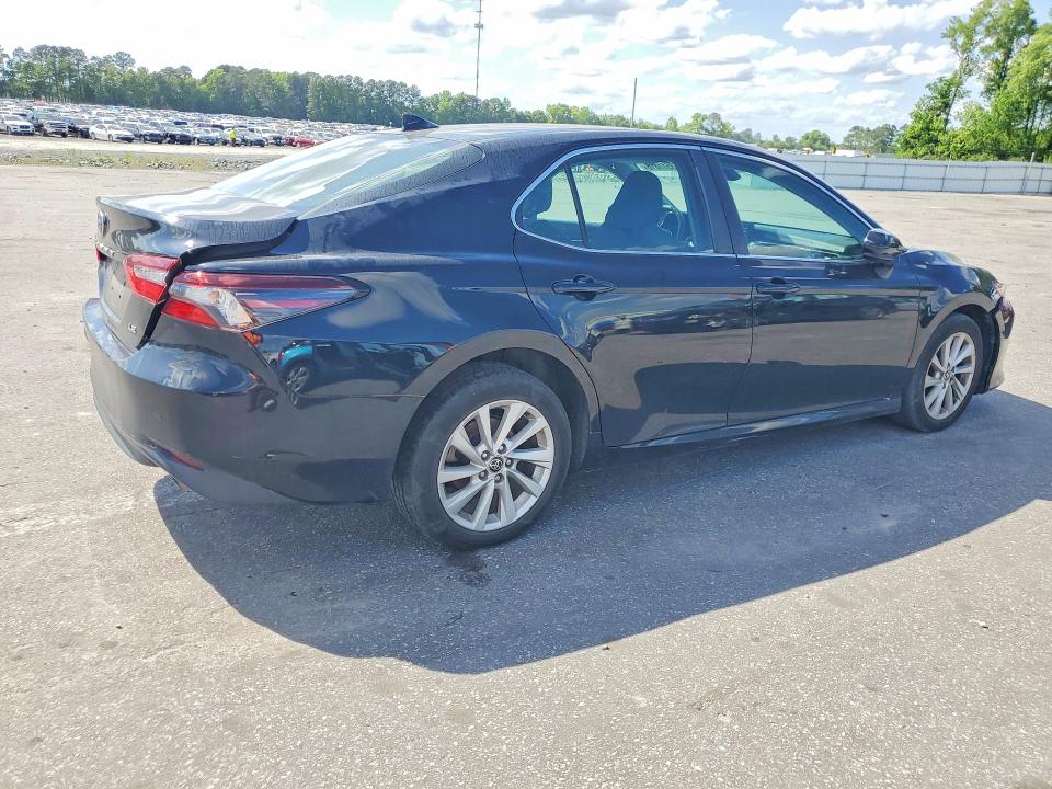 Продажа на аукционе авто 2022 Toyota Camry, vin: 4T1C11AK8NU625502, номер лота: 53511016