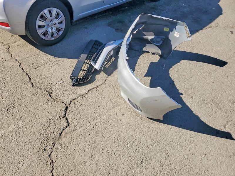 53624476 :رقم المزاد ، VNKJTUD38EA009030 vin ، 2014 Toyota Yaris مزاد بيع