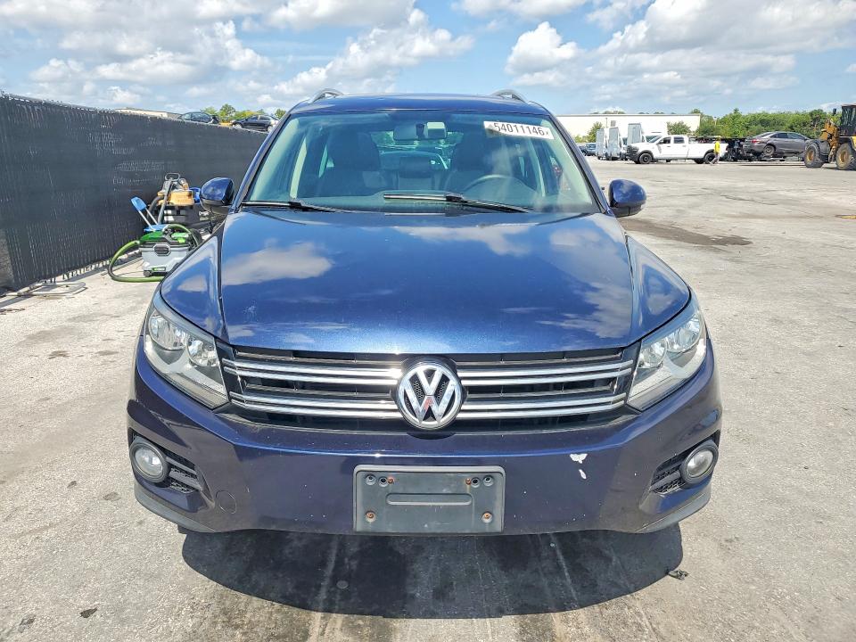 54011146 :رقم المزاد ، WVGBV7AX2FW599130 vin ، 2015 Volkswagen Tiguan مزاد بيع