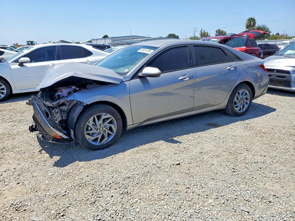 2025 Hyundai Elantra Hybrid მანქანა იყიდება აუქციონზე, vin: KMHLM4DJ5SU167828, აუქციონის ნომერი: 53624786