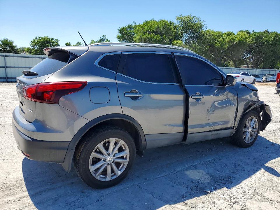 2017 Nissan Rogue Sport მანქანა იყიდება აუქციონზე, vin: JN1BJ1CP4HW025094, აუქციონის ნომერი: 52968386