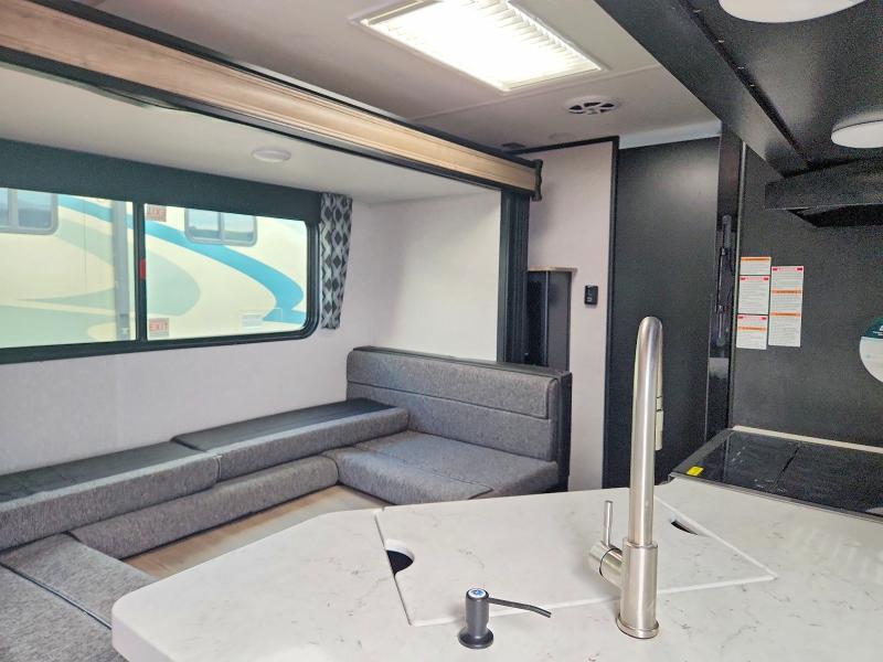 Продажа на аукционе авто 2022 Cherokee By Forest R Trltlr, vin: 4X4TCKY25NK084084, номер лота: 54645866