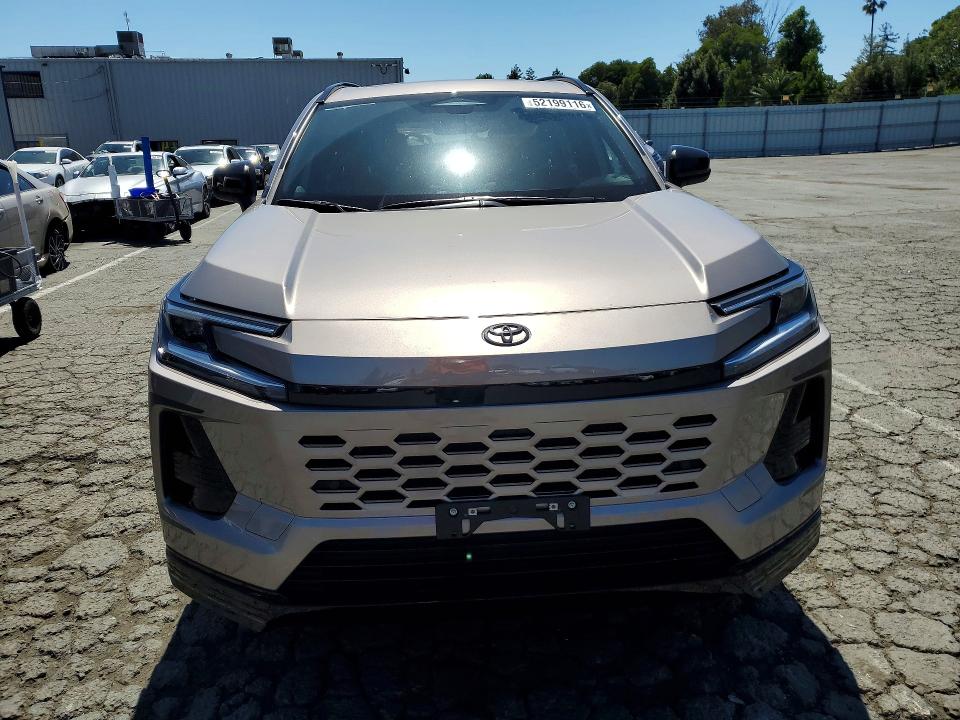 Продажа на аукционе авто 2026 Toyota Rav4, vin: JTM6CRAV4TJ004647, номер лота: 52199116
