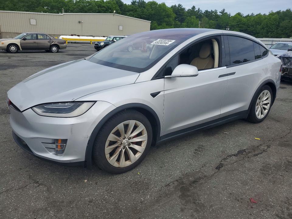 Продажа на аукционе авто 2017 Tesla Model X, vin: 5YJXCBE28HF035121, номер лота: 55030206