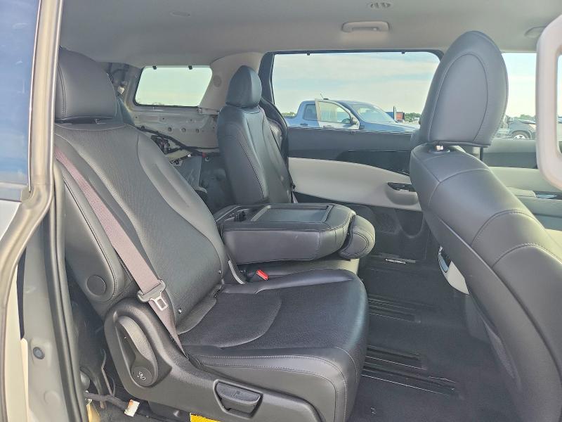 Aukcja sprzedaży 2023 Kia Carnival, vin: KNDNE5H30P6276091, numer aukcji: 51955186