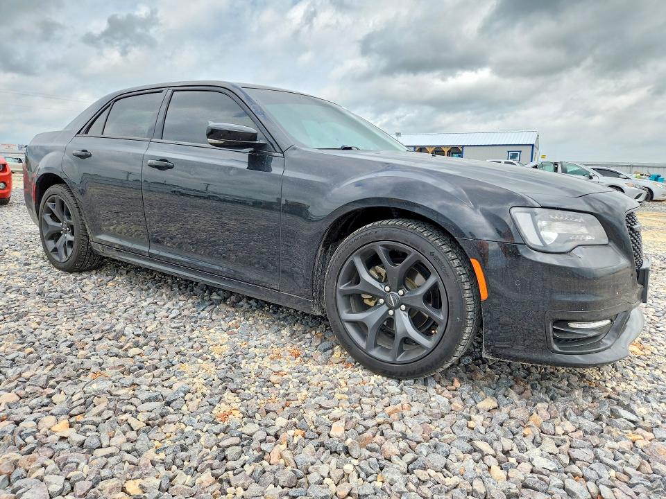 Продажа на аукционе авто 2023 Chrysler 300, vin: 2C3CCADGXPH556182, номер лота: 54195376