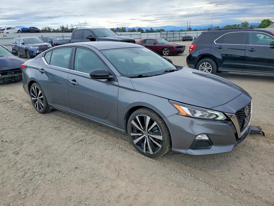 Продажа на аукционе авто 2020 Nissan Altima, vin: 1N4BL4CV4LC232558, номер лота: 54892406