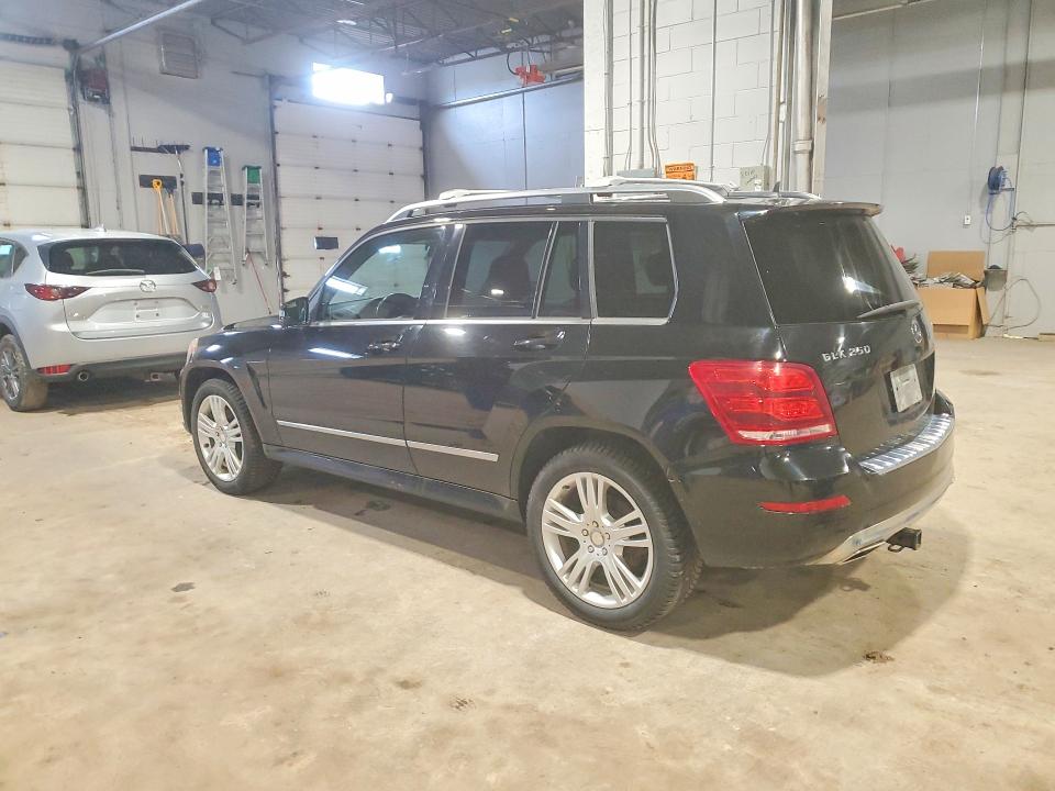 Продажа на аукционе авто 2015 Mercedes-benz Glk, vin: WDCGG0EB1FG342961, номер лота: 53015216