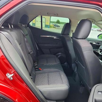 Продажа на аукционе авто 2023 Buick Envision, vin: LRBFZMR4XPD207073, номер лота: 54799496