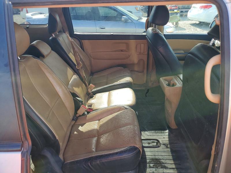 55477856 :رقم المزاد ، KNDMB5C16H6243723 vin ، 2017 Kia Sedona مزاد بيع