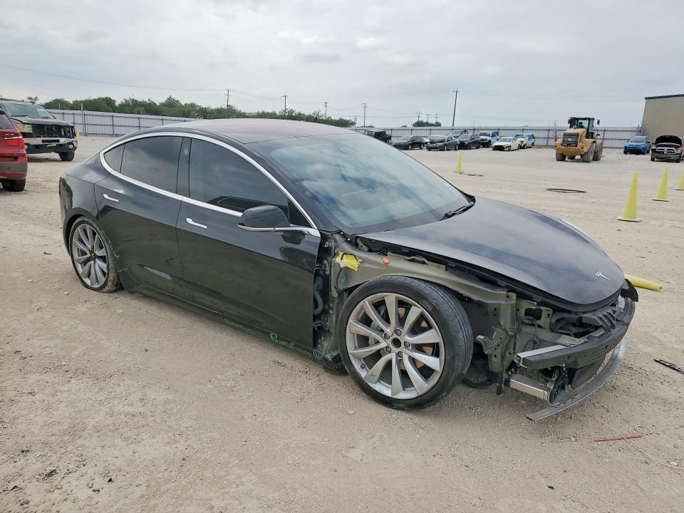 Продаж на аукціоні авто 2018 Tesla Model 3, vin: 5YJ3E1EAXJF176174, номер лоту: 53082756