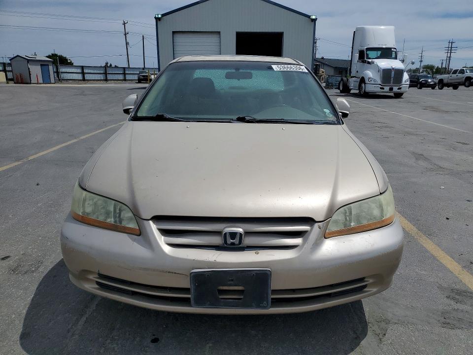 53666306 :رقم المزاد ، 1HGCG16591A086598 vin ، 2001 Honda Accord مزاد بيع