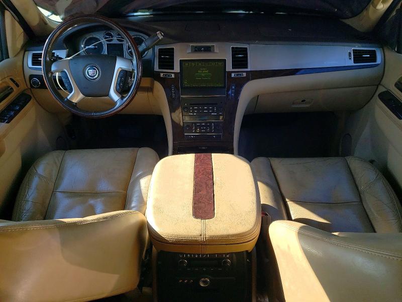 2011 Cadillac Escalade მანქანა იყიდება აუქციონზე, vin: 1GYS4CEF9BR271319, აუქციონის ნომერი: 53293006