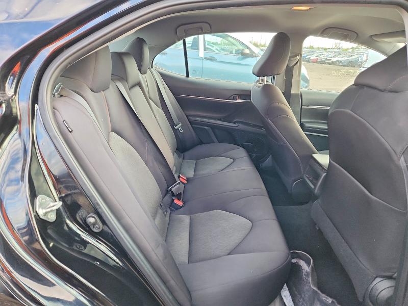 50267736 :رقم المزاد ، 4T1C11AK4LU381859 vin ، 2020 Toyota Camry مزاد بيع
