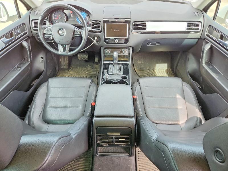2014 Volkswagen Touareg მანქანა იყიდება აუქციონზე, vin: WVGDF9BP2ED003864, აუქციონის ნომერი: 52654066