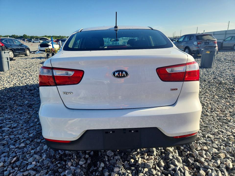 54048606 :رقم المزاد ، KNADM4A30H6010295 vin ، 2017 Kia Rio مزاد بيع