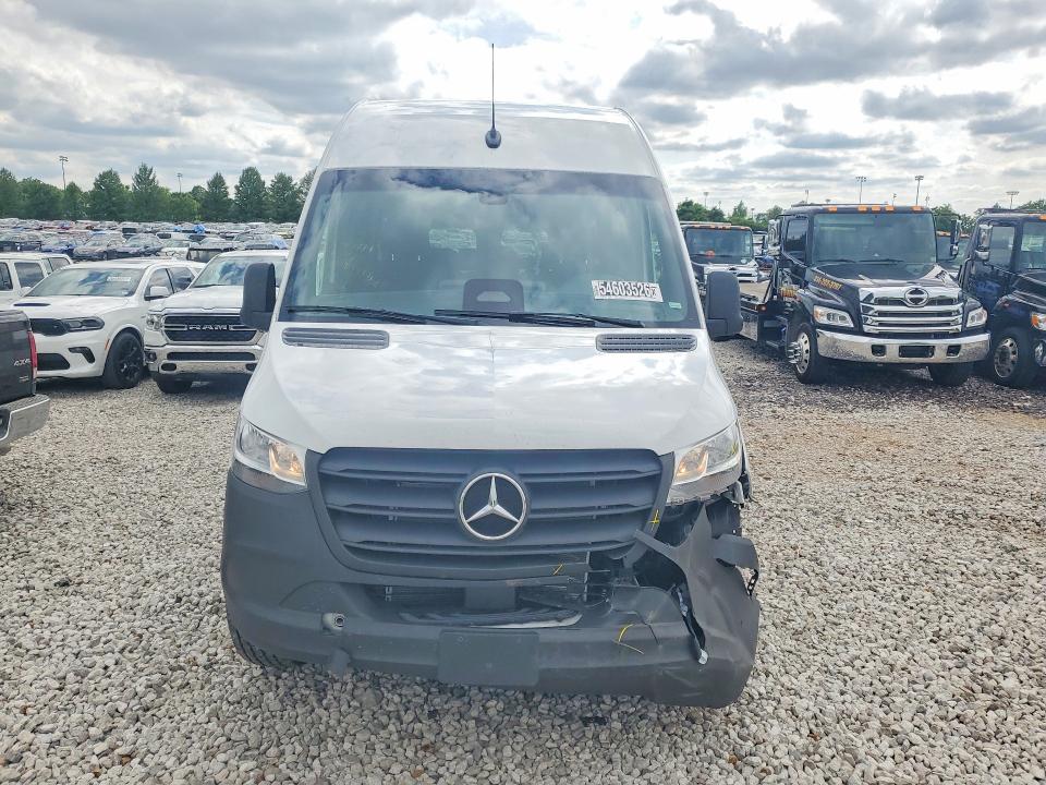 54603526 :رقم المزاد ، W1Z4KGHY6TT608114 vin ، 2026 Mercedes-benz Sprinter مزاد بيع