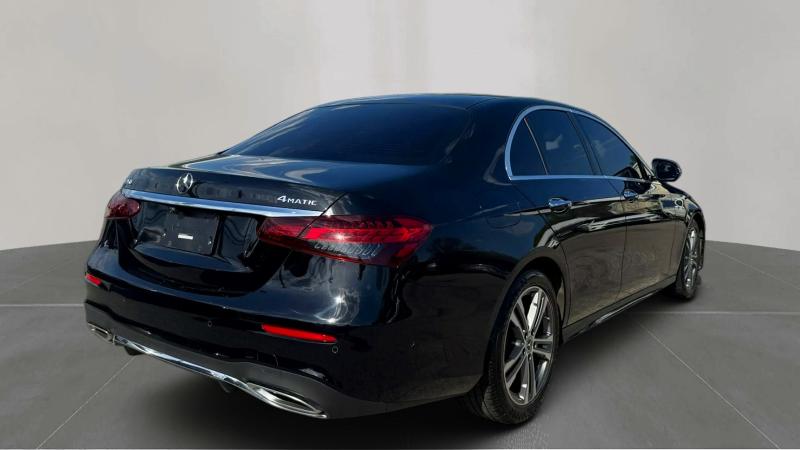 Продаж на аукціоні авто 2022 Mercedes-benz E, vin: W1KZF8EBXNB029411, номер лоту: 52910626